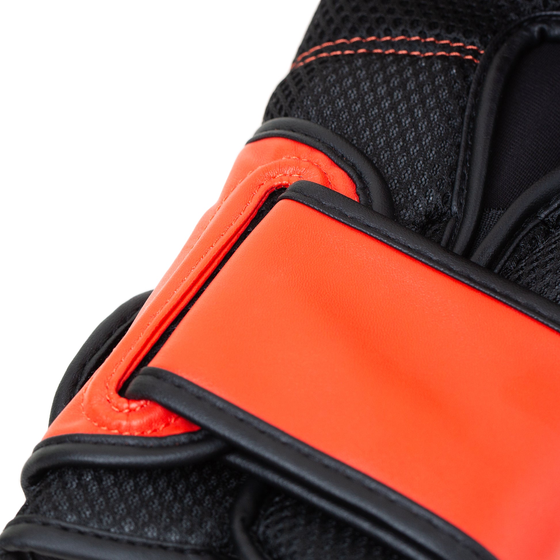 Powerlock 2R Training Gloves Hook and Loop Red