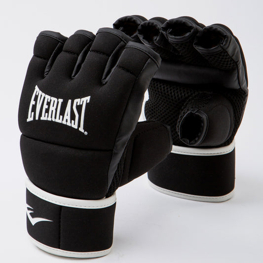 Core Kickboxing Gloves Black view 1