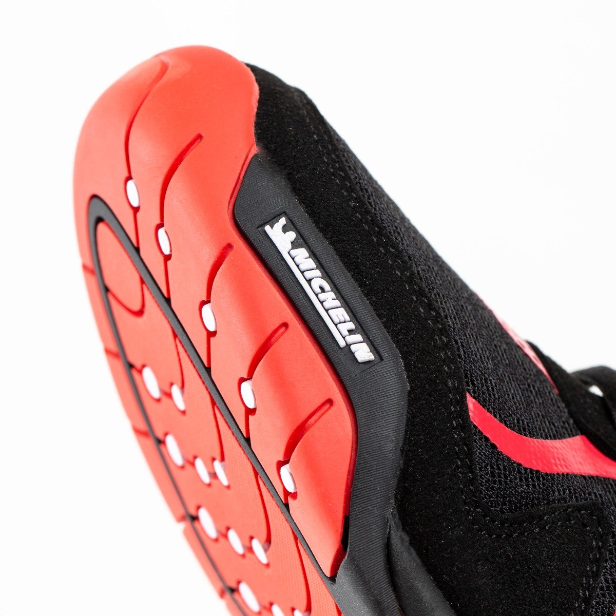 Pivot Low Top Shoe - Black/Red