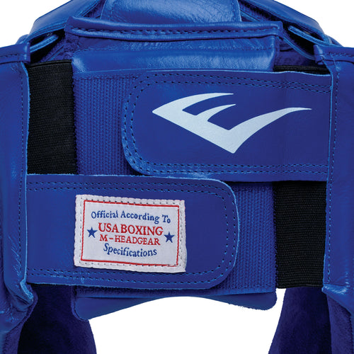 Blue boxing headgear with 'Everlast' branding on a white background