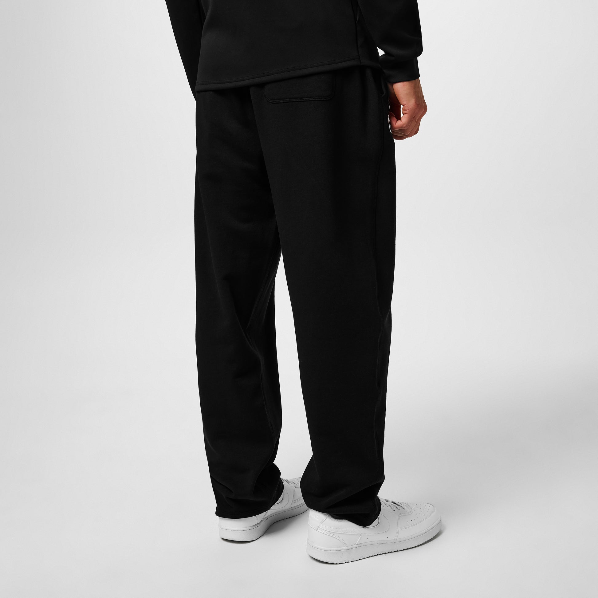Men's Box Sweatpants- Black